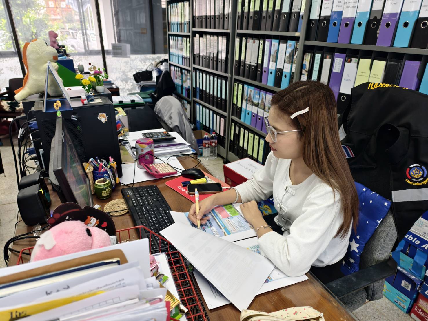 🤎 อำเภอบ้านหมี่ โดยสำนักงานพัฒนาชุมชนอำเภอบ้านหมี่ เข้าร่วมประชุมชี้แจงแนวทางการดำเนินงานการบริหารการจัดเก็บและใช้ประโยชน์ข้อมูลความจำเป็นพื้นฐาน (จปฐ.) ปี 2569