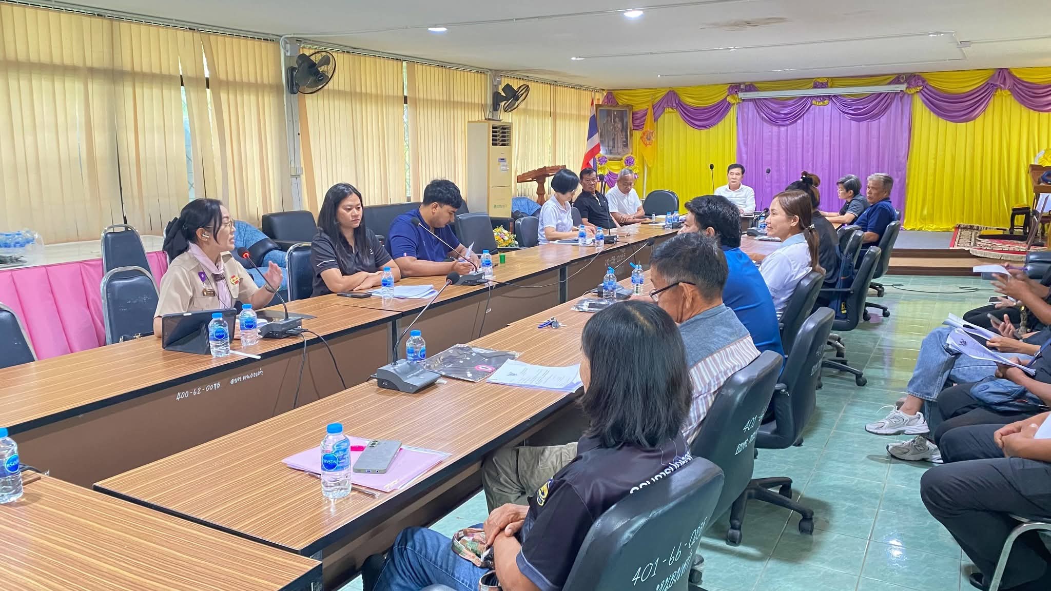 🐢อำเภอบ้านหมี่ โดยสำนักงานพัฒนาชุมชนอำเภอบ้านหมี่ เข้าร่วมประชุมเชิงปฏิบัติการประชาคมตำบล และจัดทำแผนพัฒนาท้องถิ่น พ. ศ. 2571-2575 ณ องค์การบริหารส่วนตำบลหนองเต่า