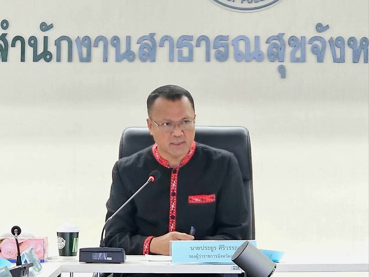  อำเภอบ้านหมี่โดยสำนักงานพัฒนาชุมชนอำเภอบ้านหมี่ ร่วมประชุมคณะกรรมการประสานเเละขับเคลื่อนนโยบายสานพลังประชารัฐประจำจังหวัด (คสป.) ครั้งที่ 4/2569