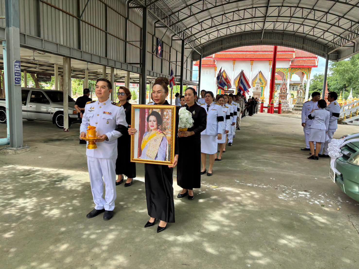 อำเภอบ้านหมี่ โดยสำนักงานพัฒนาชุมชนอำเภอบ้านหมี่ ร่วมกับเครือข่ายกองทุนแม่ของแผ่นดินอำเภอบ้านหมี่ จัดพิธีอัญเชิญเงินขวัญถุงพระราชทานและทอดผ้าป่ากองทุนแม่ของแผ่นดินบ้านหินปักทุ่ง 💰